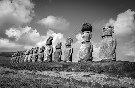 Moais 雕像 阿胡汤加里基 东岛海洋岩石宗教石头纪念碑照片天空团体旅游旅行图片