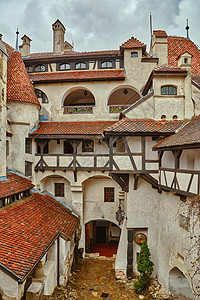 德拉库拉城堡旅游建筑学堡垒建筑住宅历史旅行森林皇家历史性图片