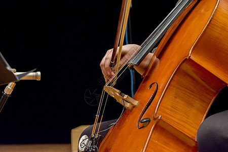 女人玩大提琴艺术音乐会音乐细绳提琴手娱乐古典音乐大提琴手演员玩家图片