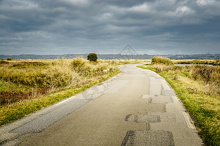 法国布列塔尼农村公路旅行盐沼天气情绪国家土地场景晴天全景风景图片