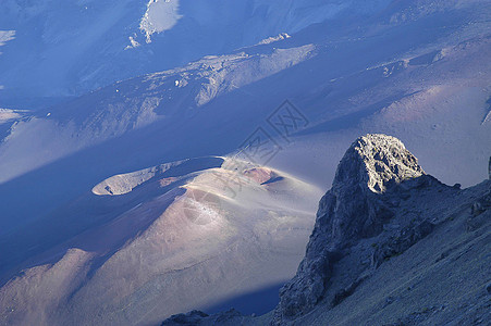 哈莱亚卡拉风景岩石月景火山图片