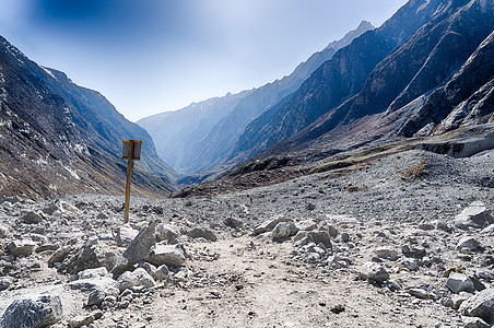 尼泊尔喜马拉雅山山冒险浪塘旅行远足假期旅游天空山脉生态图片