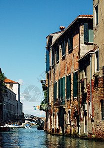 意大利威尼斯的房屋天空房子城市旅游反射蓝色建筑建筑学景观渠道图片