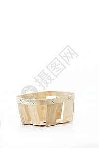白色背景上的空柳条筐编织盒子手工业面包稻草花园工艺乡村市场礼物图片