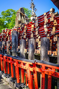 在日本京都的礼品观光礼物旅游神社建筑学旅行避难所佛教徒神道地标图片