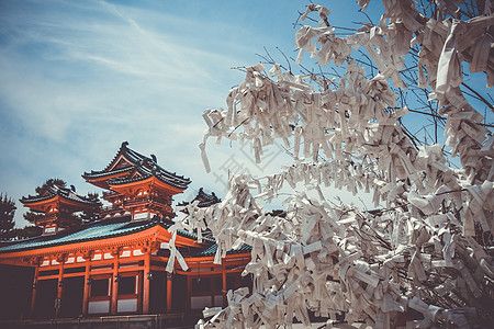 日本京都神庙的Omikuji树神社城堡宗教传统神道文化运气建筑学历史旅游图片