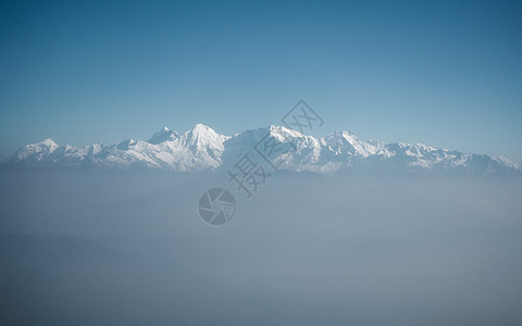 从飞机上看到的喜马拉雅山 尼泊尔冰川风景蓝色冒险薄雾顶峰天空全景首脑山脉图片
