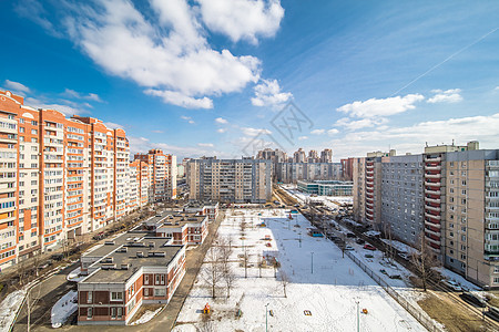 现代住宅楼房建筑物城市白色建筑天空住房建筑学季节房子蓝色图片