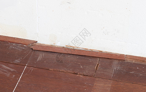 旧划痕木飞路台上的底座木材地板奢华压板线条硬木地面划伤木地板天花板图片