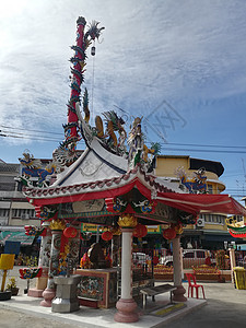 泰国寺庙佛教殿堂雕像和圣徒的宗教文化艺术历史性宝塔游客金子天空旅游地标旅行图片