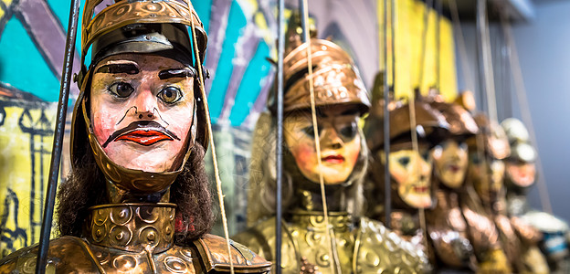 传统的西西里族傀儡黄铜模型木偶展示人体娱乐工匠精神盔甲歌剧图片