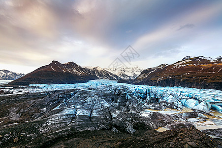 冰岛Vatnajokull国家公园的Skaftafell冰川冰山活动旅游环境游客洞穴旅行天空国家水晶图片