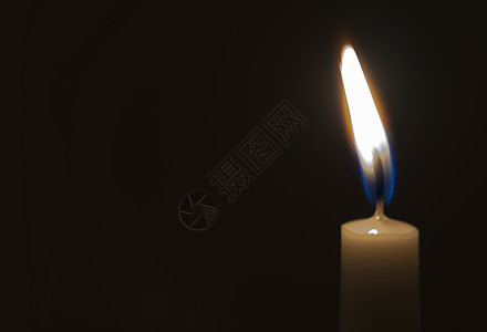 黑底一盏明亮的蜡烛在黑色背景中燃烧死亡融化教会火焰纪念馆回忆烛光场景蜂蜡庆典图片
