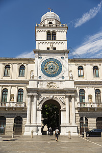 意大利帕多瓦的纪念碑街道地标宫殿广场图片