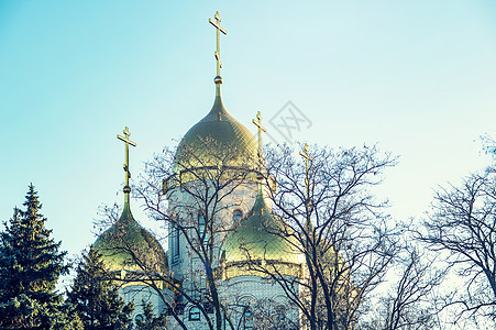 教堂正教会的金色圆顶风景圣人旅行寺庙历史性艺术建筑学大教堂文化旅游天空图片