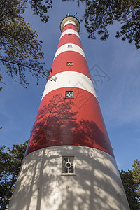 Ameland岛灯塔广角宽阔阳光玻璃房子失真信号建筑学历史条纹金属高度图片