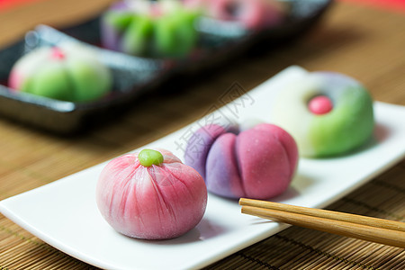 日式日本传统甜食大桥蛋糕饺子食物美食抹茶年糕甜点小吃糖果叶子图片