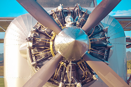飞机发动机引擎飞机场机身螺旋桨机器历史性运输航空技术白色图片