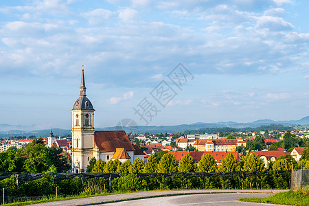 斯洛文尼亚全景建筑首都地标日落大教堂旅游天际蓝色堡垒森林图片