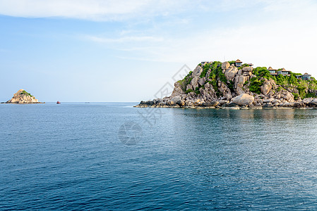 泰国高涛岛的鲨鱼角石头岩石旅行别墅海滩蓝色海湾天堂闲暇潜点图片