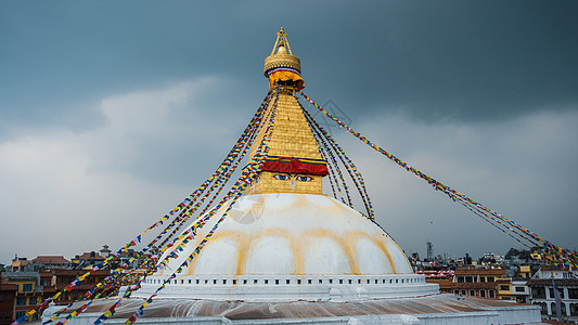 尼泊尔加德满都的文化精神世界遗产宗教戏剧性寺庙崇拜建筑眼睛金子图片