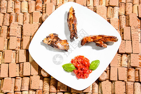 意大利的肋骨烹饪美食烧烤牛肉午餐水平白色食物猪肉啤酒图片