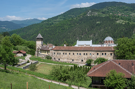 Studenica修道院 12世纪塞尔维亚东正教修道院岩石建筑学文化城市历史性旅行回廊寺庙建筑遗产图片