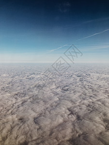 云层之上喷气云盖气象阳光粒子水分日光地平线空气天空图片