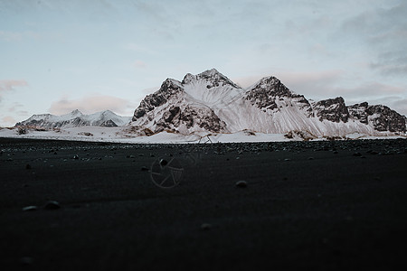 冰岛斯托克克斯斯的黑沙滩图片