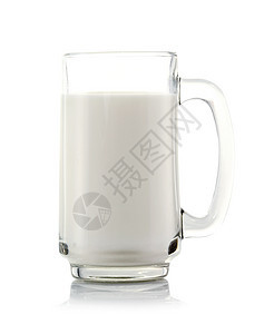 一杯牛奶玻璃白色产品养分反射图片