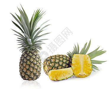 白色背景上隔绝的新鲜成熟菠萝黄色甜点水果食物凤梨饮食热带绿色图片