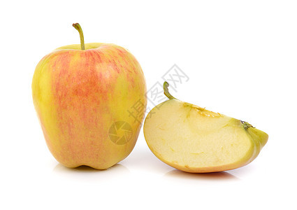苹果白背景上工作室绿色白色饮食食物红色水果图片