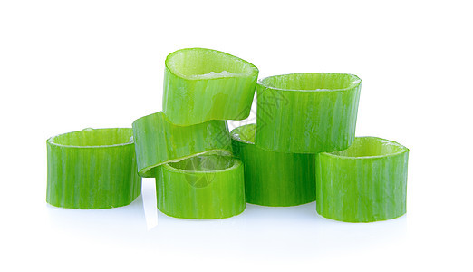白底的绿洋葱片沙拉绿色叶子蔬菜食物白色韭菜图片