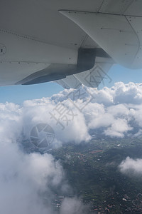 从西班牙加那利群岛的飞机窗口特纳里费航空天际气氛空气翅膀天空航班地平线蓝色窗户图片