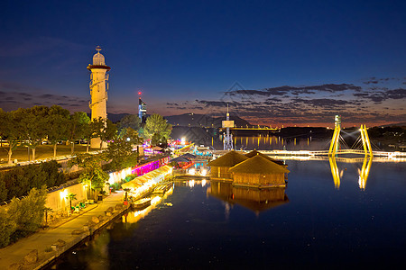 维也纳Dandube海岸线晚夜风景图片