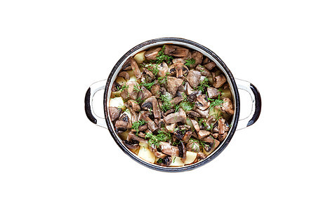 配有土豆 蘑菇和肉类的白色旧白以电子名称命名的锅炖肉沙锅辣椒盘子木头食物烹饪猪肉洋葱台面图片