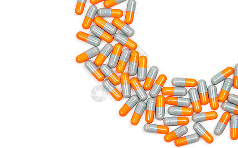 五颜六色的抗生素胶囊药片在白色背景下与复制空间分离 耐药 抗生素用药合理 卫生政策和医保理念医院健康保险耐药性工作室化学药品战略背景图片