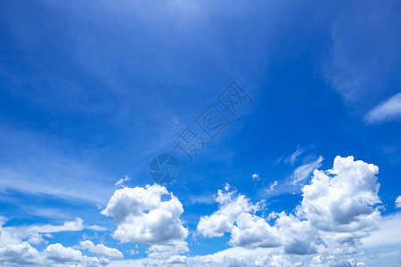 美丽的蓝色天空 阳光明日有云白色气象场景天堂臭氧天气环境气候风景自由图片
