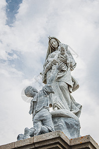 我们的沉船女神虹色剃须刀岩石尖端雕像大理石孩子雕塑海角圣母图片