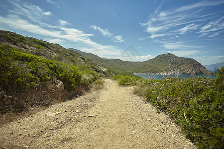 沿着海洋走的陆地道路图片