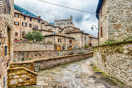 意大利乌姆布里亚古比奥中世纪城镇古比奥的景象街道建筑大教堂脚步石头教会村庄城市旅游建筑学爬坡图片