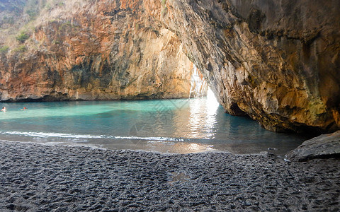 意大利蒂罗亨尼亚海雪松海岸阿科马格诺海滩海洋鳞鳞蓝色海岸旅游海景假期岩石公园植被图片