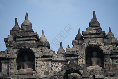 清蓝天空的丰盛波罗布杜尔寺庙文化传统日落旅游冥想建筑雕像天空佛塔建筑学图片