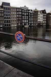 阿姆斯特丹的房屋游客旅游旅行天空房子巡航街道蓝色特丹历史性图片