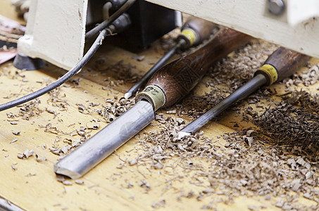 从事木材工作的手工艺人桌子男性木板橱柜活动男人家具木制品铅笔木工图片