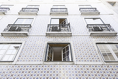 阳台花里斯本典型的外墙瓷砖马赛克阳台蓝色文化陶瓷城市旅行房屋古董建筑学背景