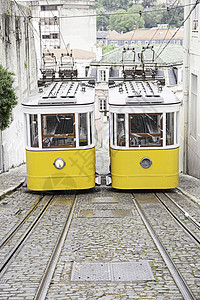 旧里斯本电车城市生活历史场景火车交通旅行民众地标游客图片