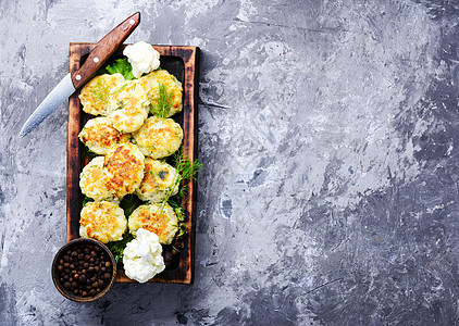 Vegen 蔬菜切菜饮食美食午餐养分盘子绿色草本植物油炸食物树叶图片