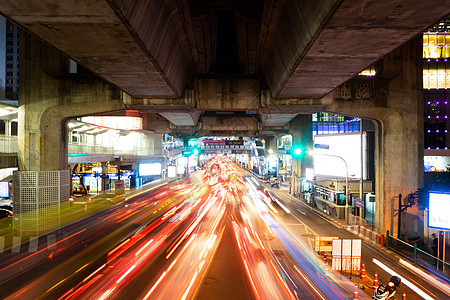 2018年9月25日 曼谷 泰国     汽车长期接触摄影城市旅行商业街道车辆交通速度运输蓝色图片