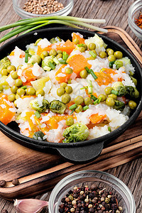 利豆蔬菜饭碗桌子食谱烩饭厨房香菜藏红花素菜饮食盘子素食图片
